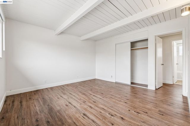 5963 MACCALL STREET, Oakland, CA 94609