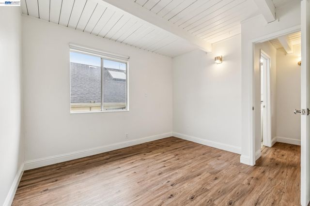 5963 MACCALL STREET, Oakland, CA 94609