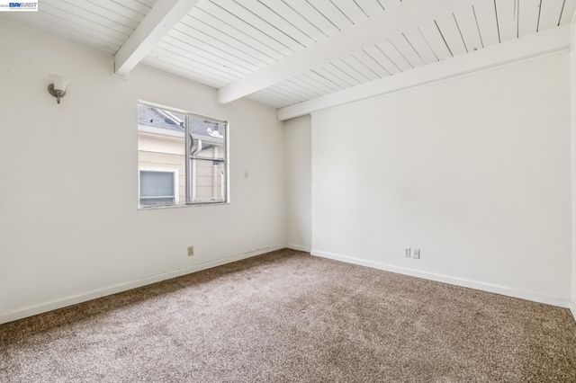 5963 MACCALL STREET, Oakland, CA 94609