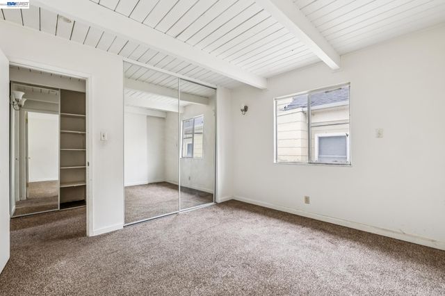 5963 MACCALL STREET, Oakland, CA 94609