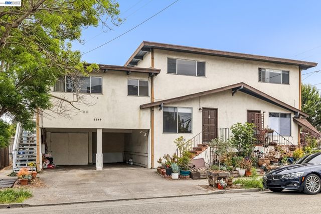 5963 MACCALL STREET, Oakland, CA 94609