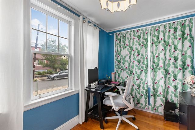 12 Baincroft Rd, Malden, MA 02148