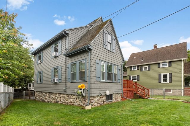 12 Baincroft Rd, Malden, MA 02148