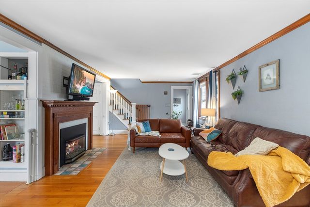 12 Baincroft Rd, Malden, MA 02148