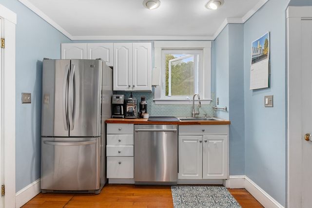 12 Baincroft Rd, Malden, MA 02148