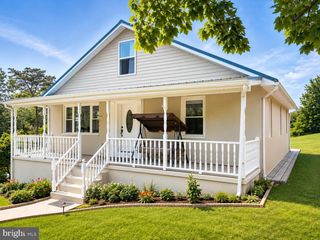 520 PINELAND RD, Birdsboro, PA 19508