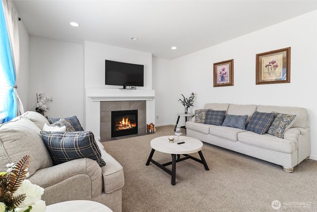 202 191st Street Ct E, Spanaway, WA 98387