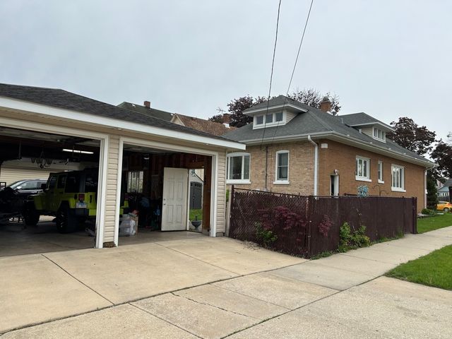 919 Broadway Street, Melrose Park, IL 60160