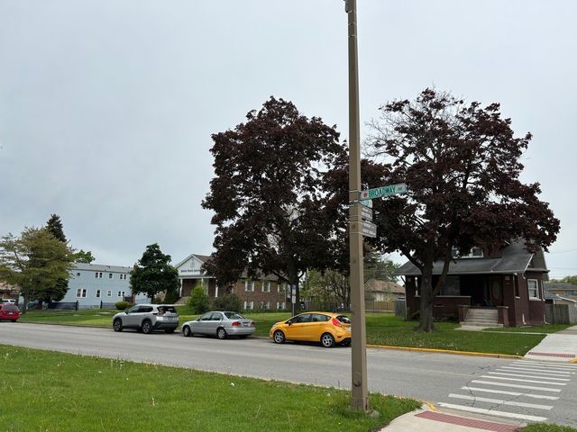 919 Broadway Street, Melrose Park, IL 60160