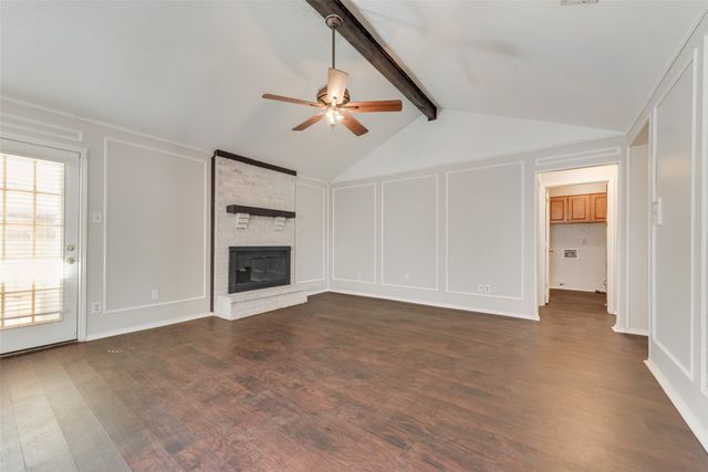 806 Wind Brooke Drive, Arlington, TX 76001