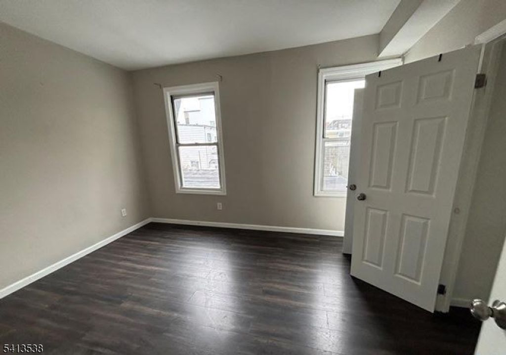 161 19Th St, Union City, NJ 07087 — photo 3