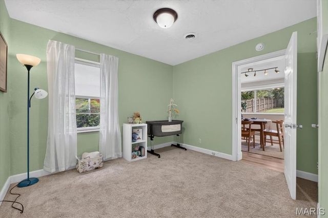 7829 Kenridge Lane, Shrewsbury, MO 63119