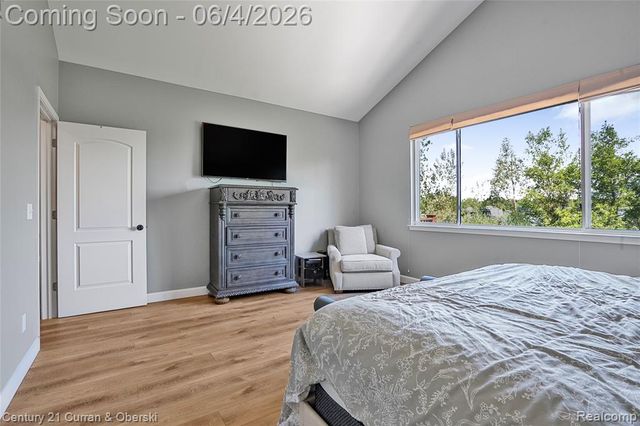 25670 Meadow Court, South Lyon, MI 48178