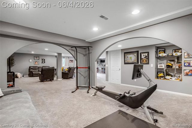 25670 Meadow Court, South Lyon, MI 48178