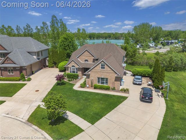 25670 Meadow Court, South Lyon, MI 48178