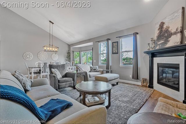 25670 Meadow Court, South Lyon, MI 48178