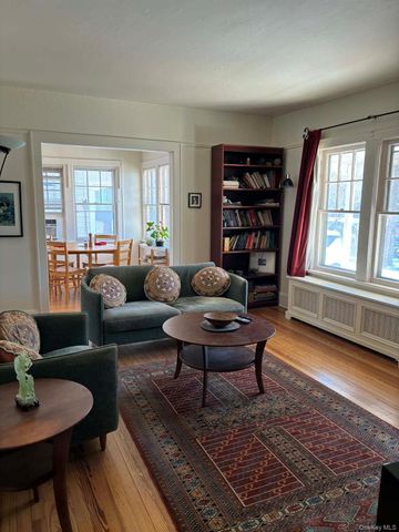 4 Twain Street, North Baldwin, NY 11510