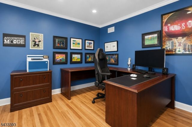 33 STANTON STREET, Clark Twp., NJ 07066