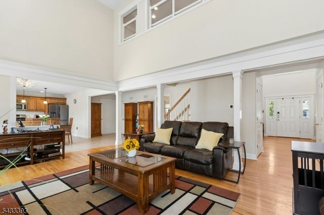 33 STANTON STREET, Clark Twp., NJ 07066