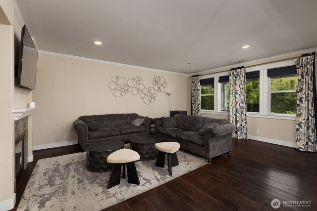 8890 Yarrow Court SE, Olympia, WA 98501