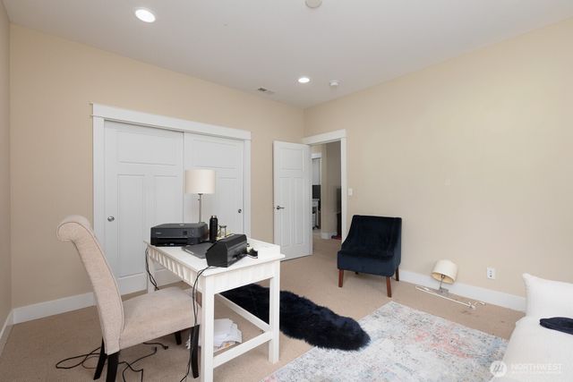 8890 Yarrow Court SE, Olympia, WA 98501