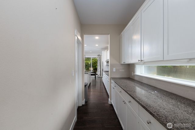 8890 Yarrow Court SE, Olympia, WA 98501