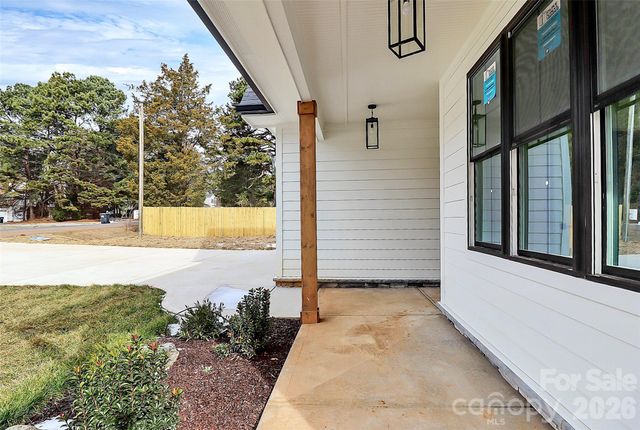 127 Hazelton Loop, Mooresville, NC 28117