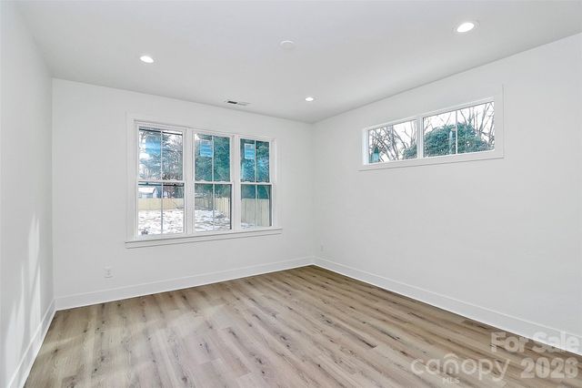 127 Hazelton Loop, Mooresville, NC 28117