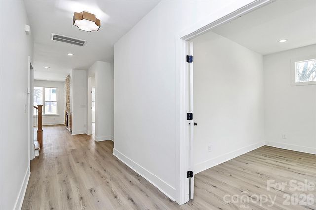 127 Hazelton Loop, Mooresville, NC 28117