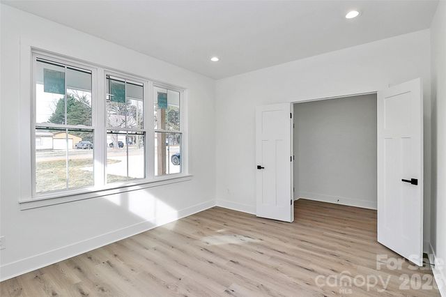 127 Hazelton Loop, Mooresville, NC 28117