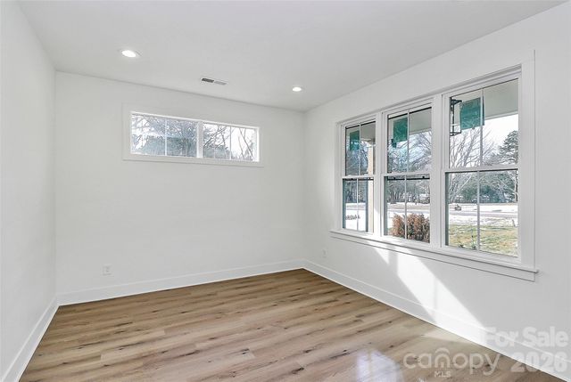 127 Hazelton Loop, Mooresville, NC 28117