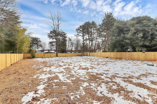 127 Hazelton Loop, Mooresville, NC 28117