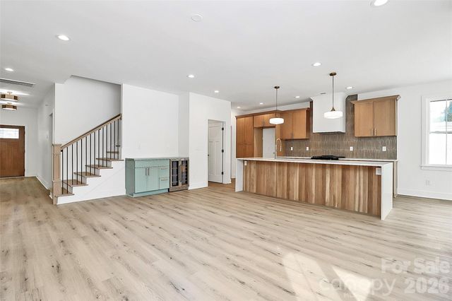 127 Hazelton Loop, Mooresville, NC 28117
