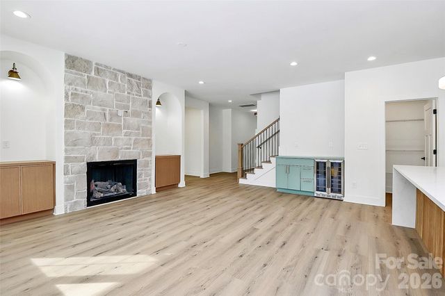 127 Hazelton Loop, Mooresville, NC 28117