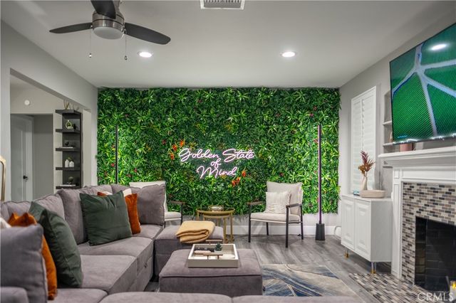 4530 58th Street, San Diego, CA 92115