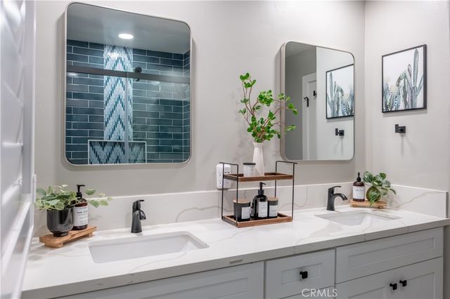 4530 58th Street, San Diego, CA 92115