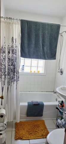 2635 Parkway Drive, Highland, IN 46322