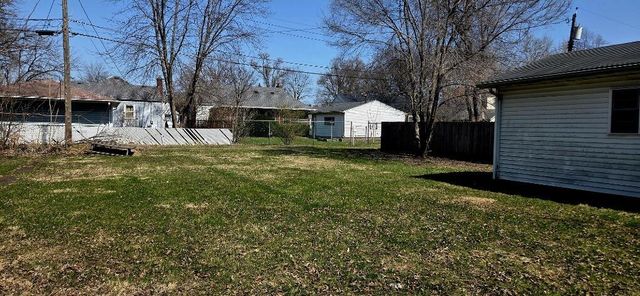 2635 Parkway Drive, Highland, IN 46322