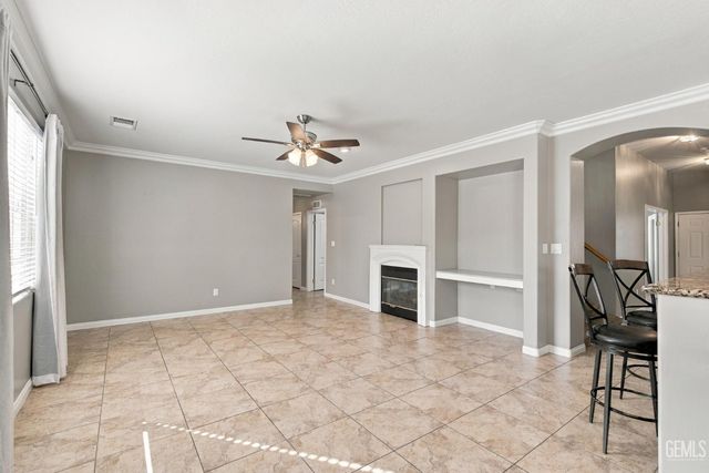 1316 Elkhorn Creek Lane, Bakersfield, CA 93311