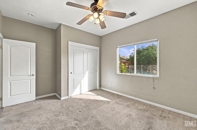 1316 Elkhorn Creek Lane, Bakersfield, CA 93311