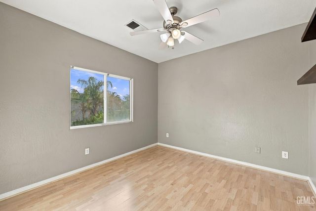 1316 Elkhorn Creek Lane, Bakersfield, CA 93311