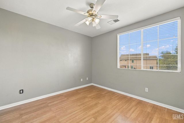 1316 Elkhorn Creek Lane, Bakersfield, CA 93311