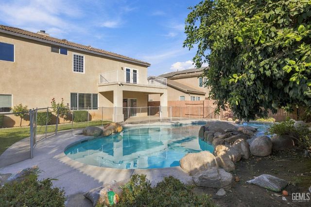 1316 Elkhorn Creek Lane, Bakersfield, CA 93311