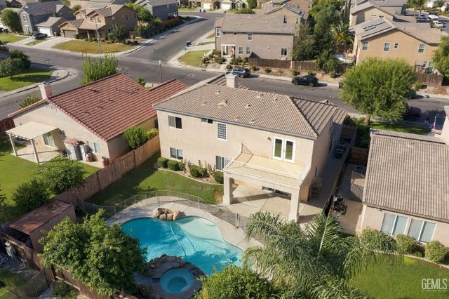 1316 Elkhorn Creek Lane, Bakersfield, CA 93311