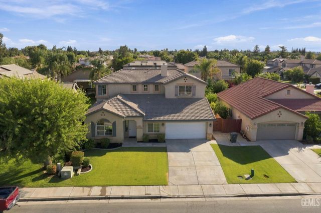 1316 Elkhorn Creek Lane, Bakersfield, CA 93311