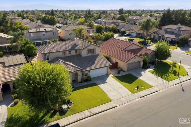 1316 Elkhorn Creek Lane, Bakersfield, CA 93311