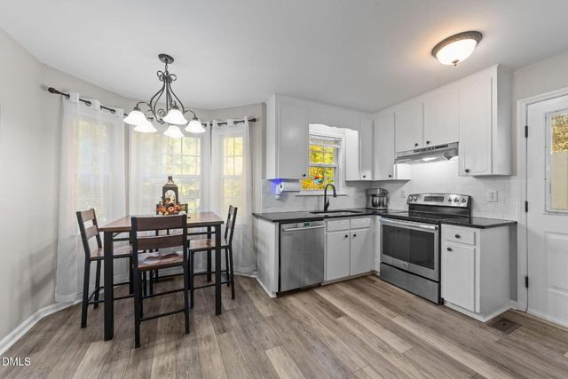 125 Bay Meadow Lane, Benson, NC 27504