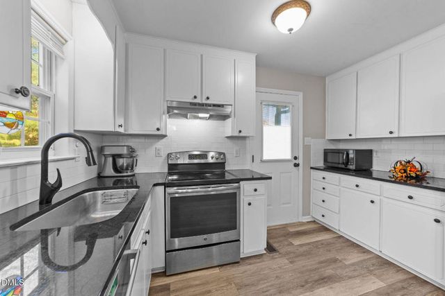 125 Bay Meadow Lane, Benson, NC 27504