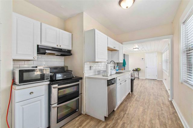 4411 3RD AVENUE S, St Petersburg, FL 33711