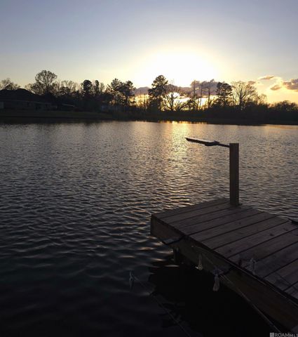 18167 Kenner Dr, Prairieville, LA 70769